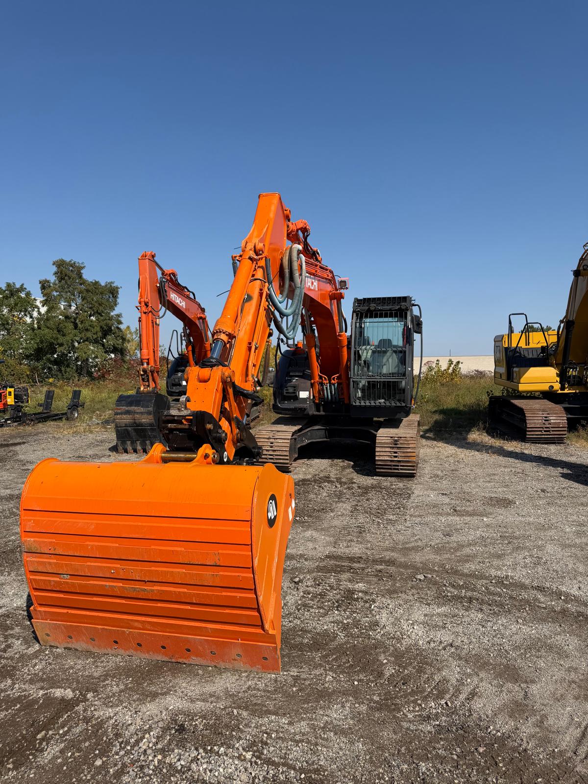Hitachi ZX135USK-6 — FEM photo 4