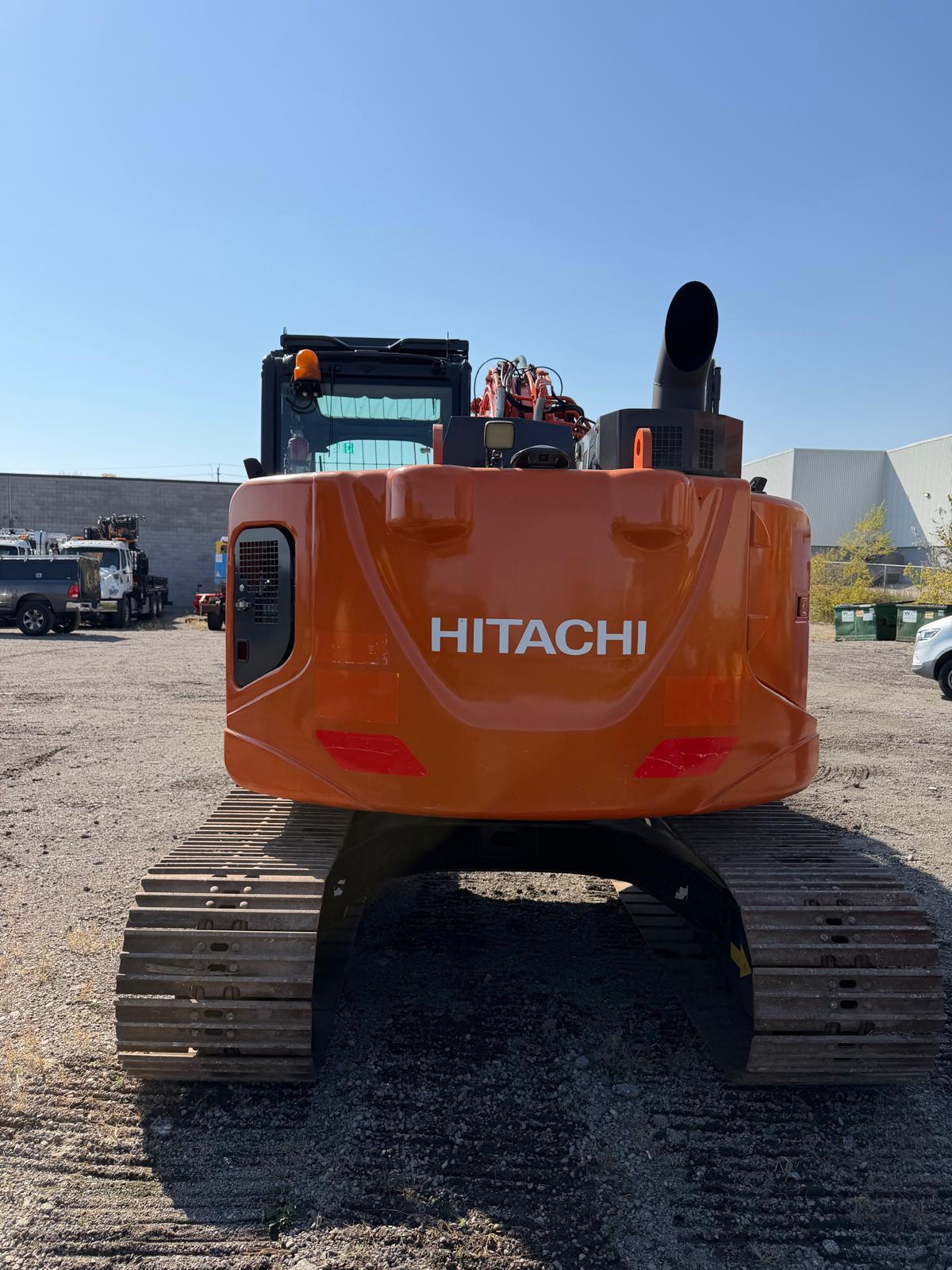 Hitachi ZX135USK-6 — FEM photo 7