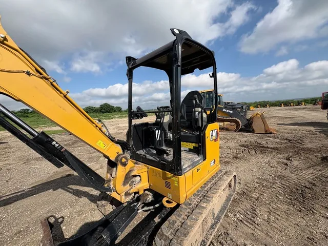 Dealer Network machine DN8472C65A99, photo 1